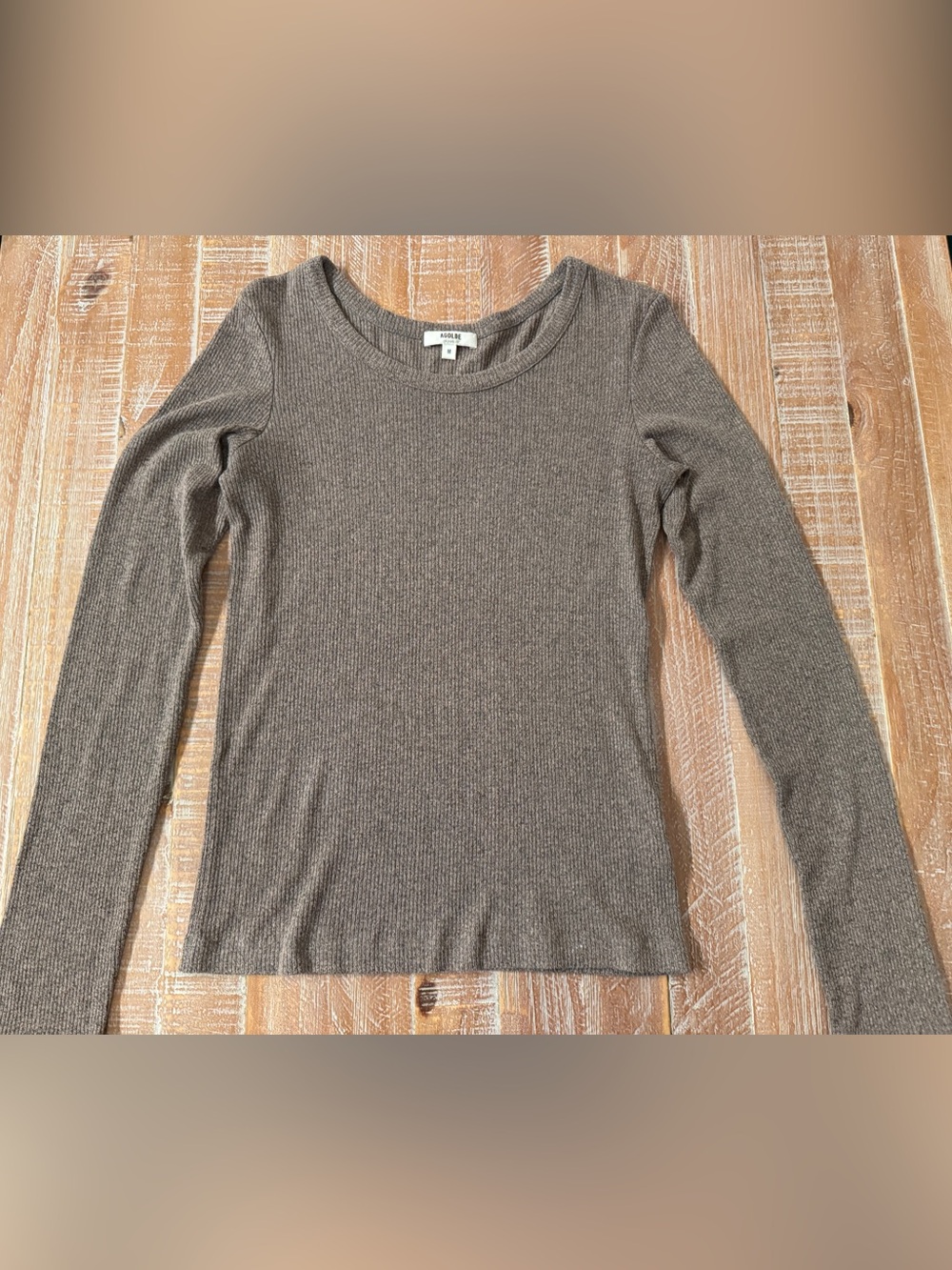 Agolde Ribbed Long-Sleeve Top in Taupe Brown Medium